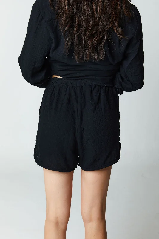 Raya Shorts // Black (gauze)