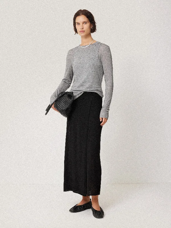 Soft Gauzy Knit Skirt | Black