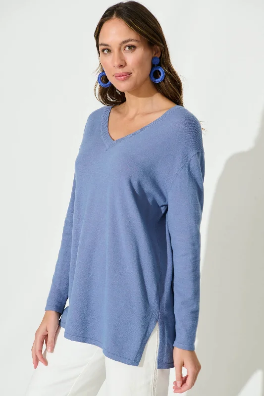 aries-knit-in-blue-wool-blend