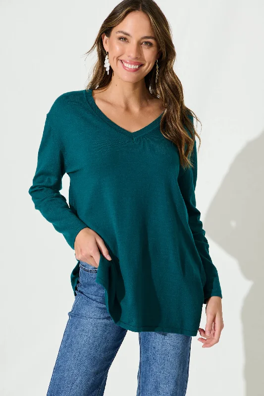 aries-knit-in-teal-wool-blend