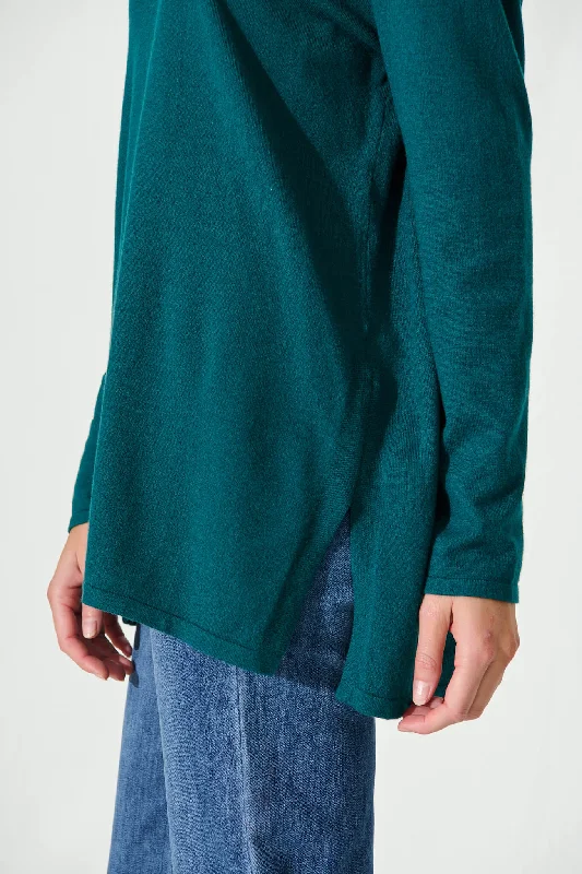 aries-knit-in-teal-wool-blend