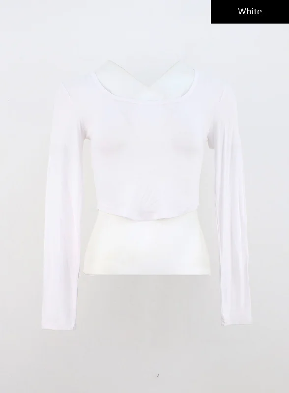 basic-u-neck-long-sleeve-crop-tee-cn303