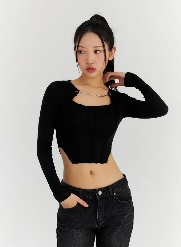 chain-neck-cut-out-crop-tee-cn315