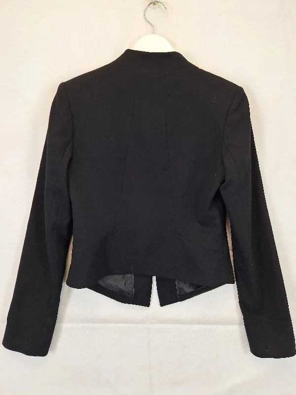 cue-elegant-single-clasp-tailored-blazer-size-10-b025-436-ba