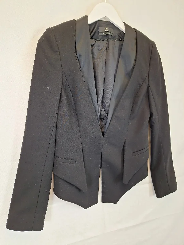 cue-two-fabric-tuxedo-jacket-size-8-b025-433-ba