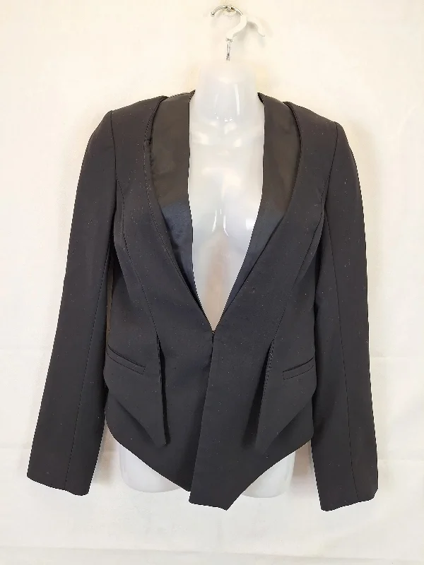 cue-two-fabric-tuxedo-jacket-size-8-b025-433-ba