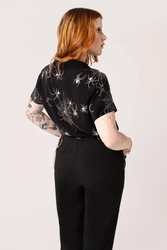 h60329-grungy-spider-shirt h60329-grungy-spider-shirt