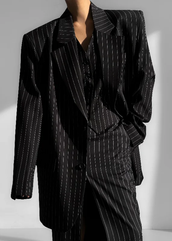 holland-padded-shoulder-blazer-black-white-pinstripe