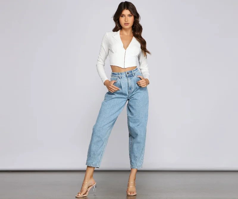 hook-and-eye-crepe-crop-top-062040985001