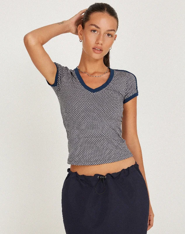 izolde-top-grey-navy-sporty-micro-spot