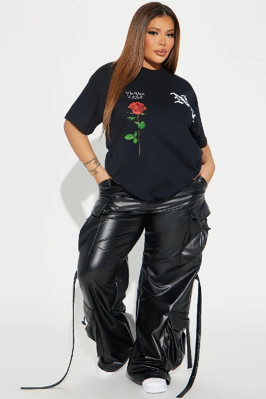 ny-rose-graphic-tee-black ny-rose-graphic-tee-black