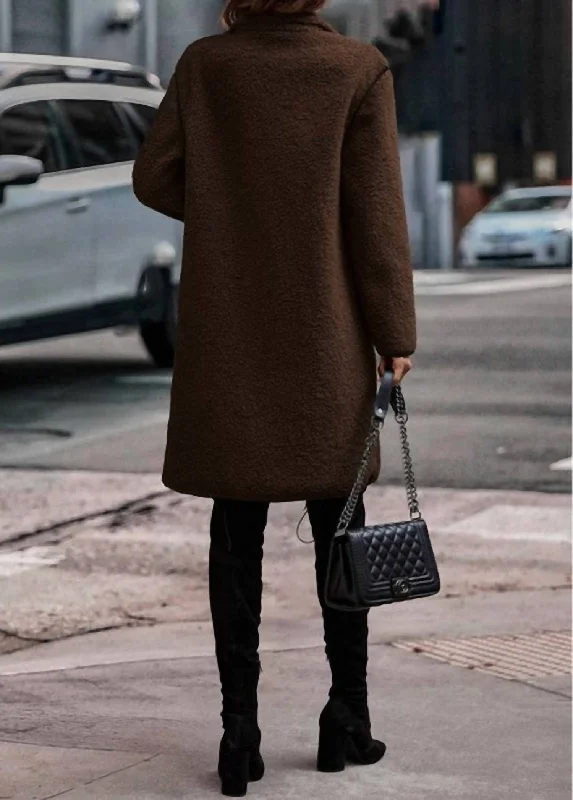 ny-street-style-fleece-coat-in-brown