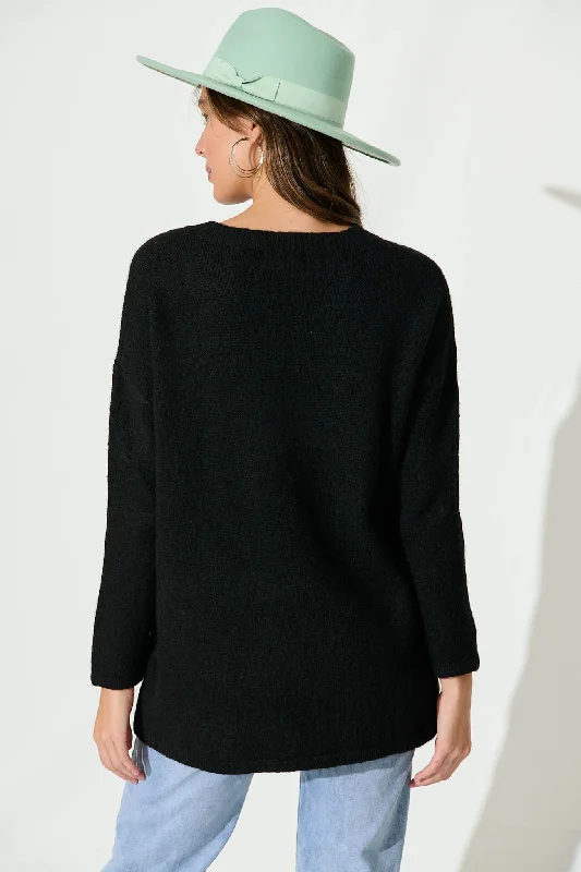 olympus-knit-in-black-wool-blend