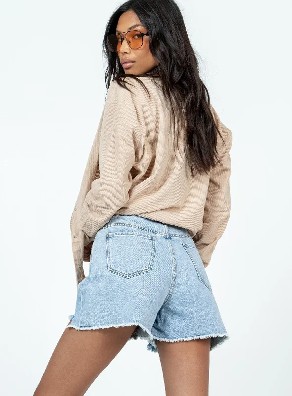 organic-cotton-blend-kaylan-light-wash-frayed-shorts-denim