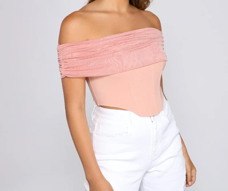 picture-perfect-off-the-shoulder-bustier-060013379001