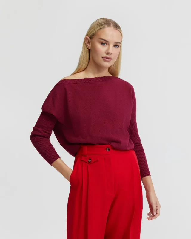 sandy-cashmere-bleboatneck-knit-top