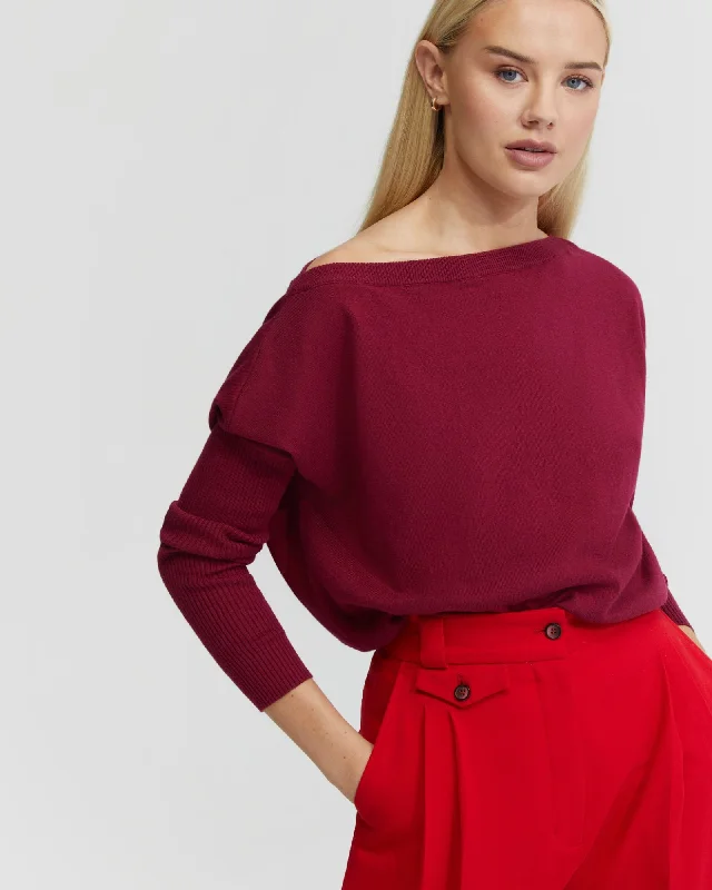 sandy-cashmere-bleboatneck-knit-top