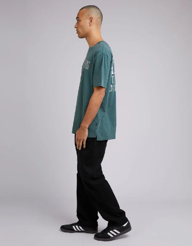 silent-theory-mens-deck-tee-forrest