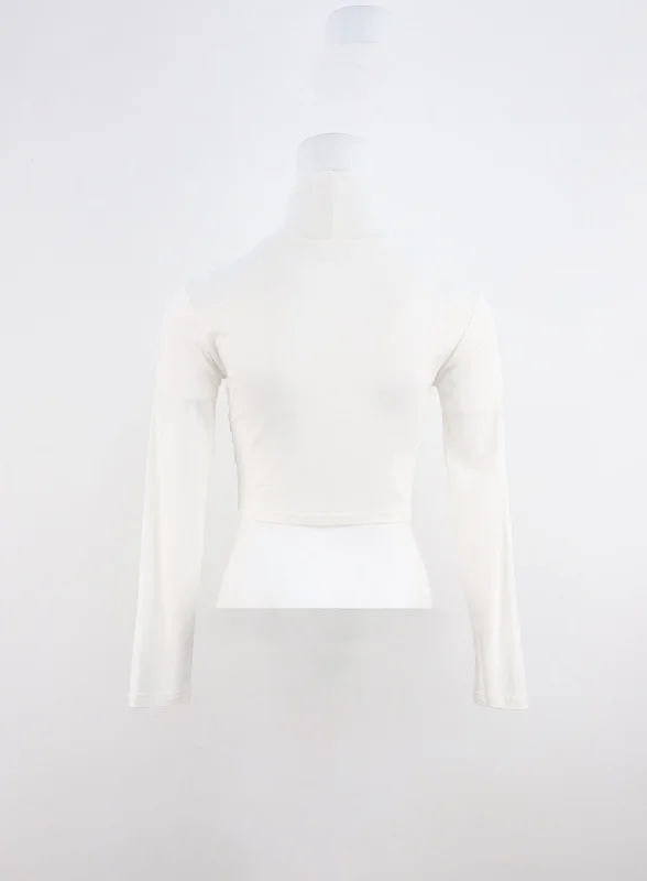 solid-long-sleeve-turtleneck-crop-io320