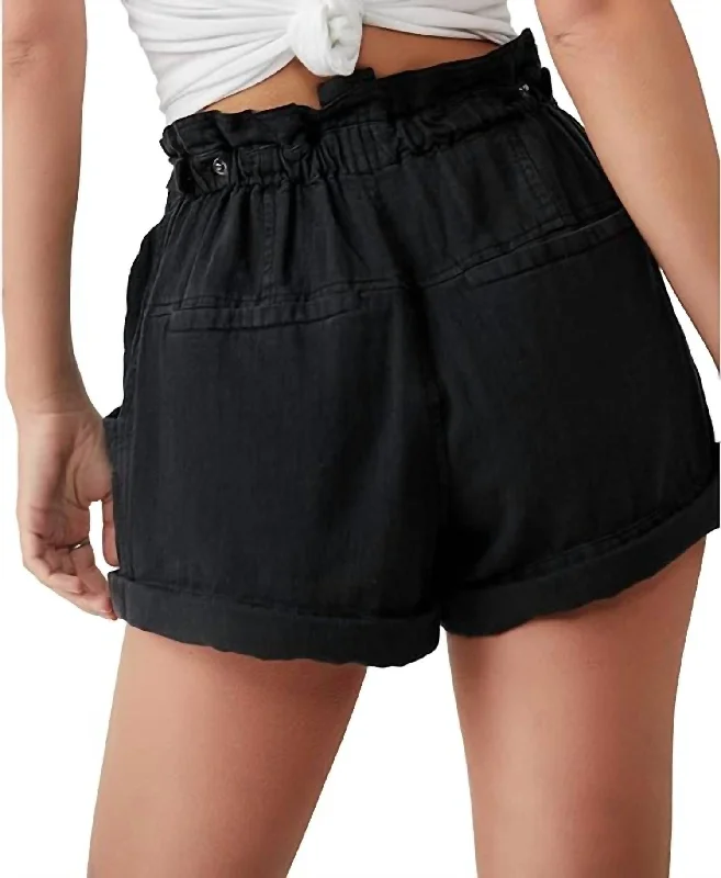 topanga-cuff-short-in-black