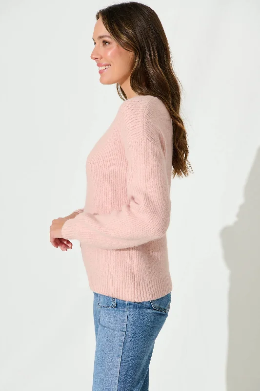 valeria-knit-in-pink-wool-blend